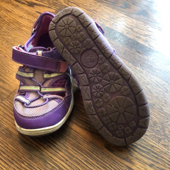 Girls size 1 sneaker/sandal - Picture 3 of 4
